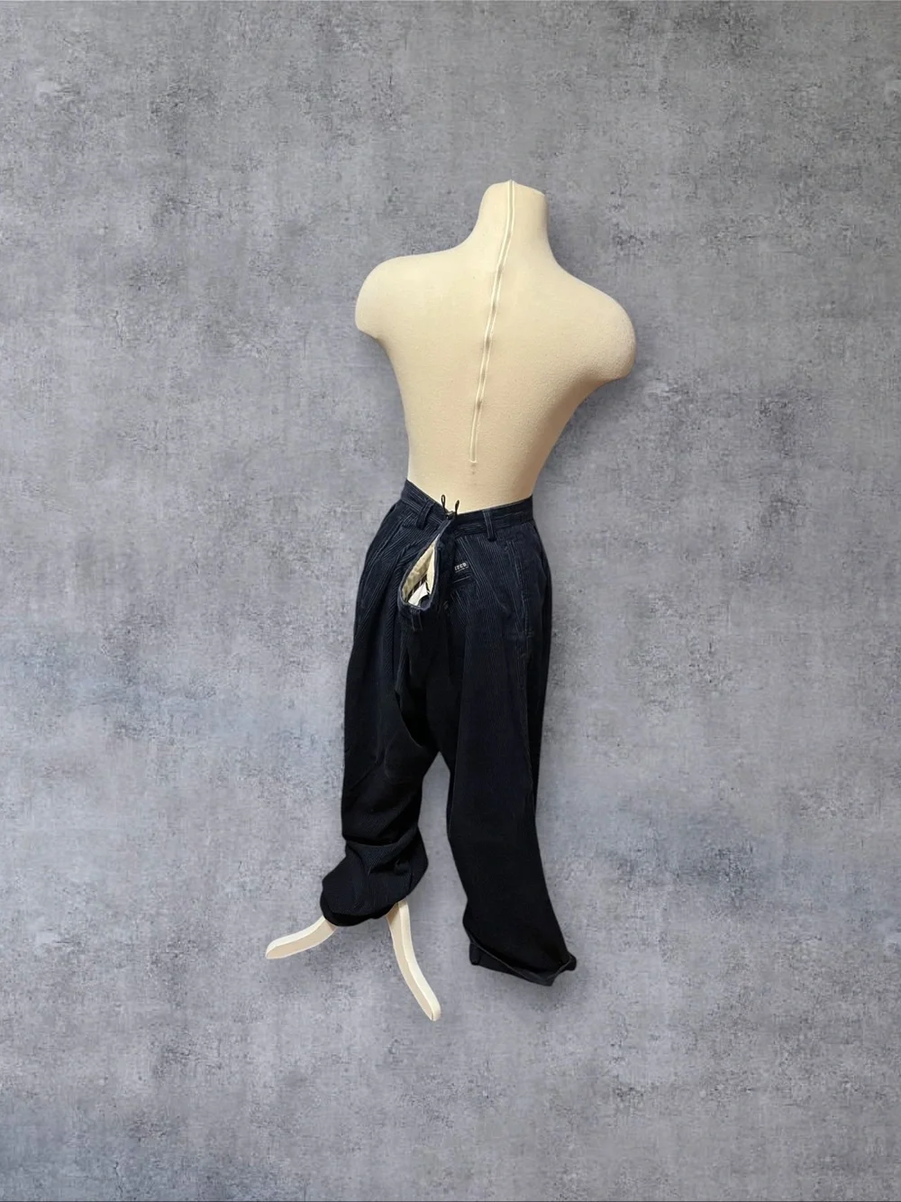 Vintage 2000s y2k Izod 100% Cotton Navy Corduroy Pants